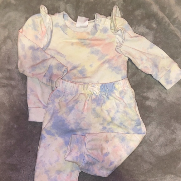 Sweat suit - Picture 1 of 1